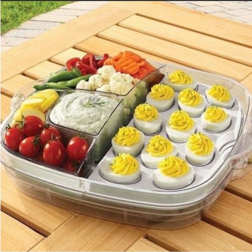 Large Sq. Chill & Serve Clear Plastic Deviled Egg and Veggie Tray- 12”x 12”